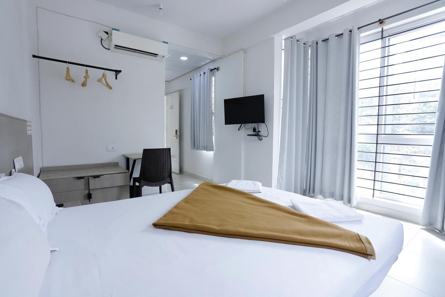 Hotel Gurudev Residency Bangalore Exteriör bild